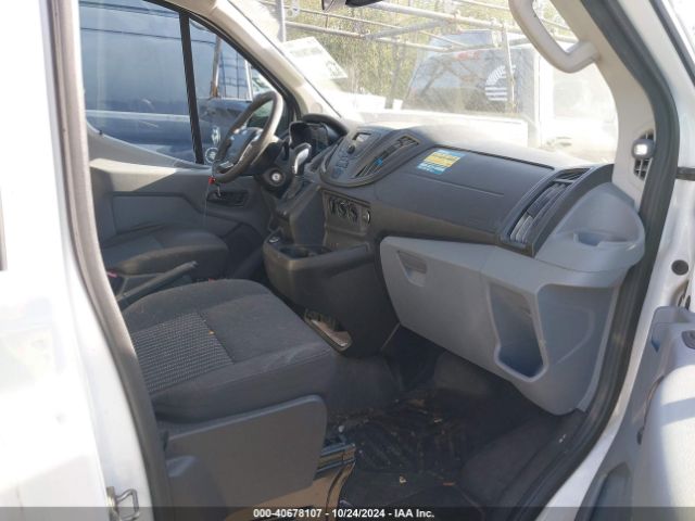 1FTYE1YM1HKA81057 Ford Transit-150