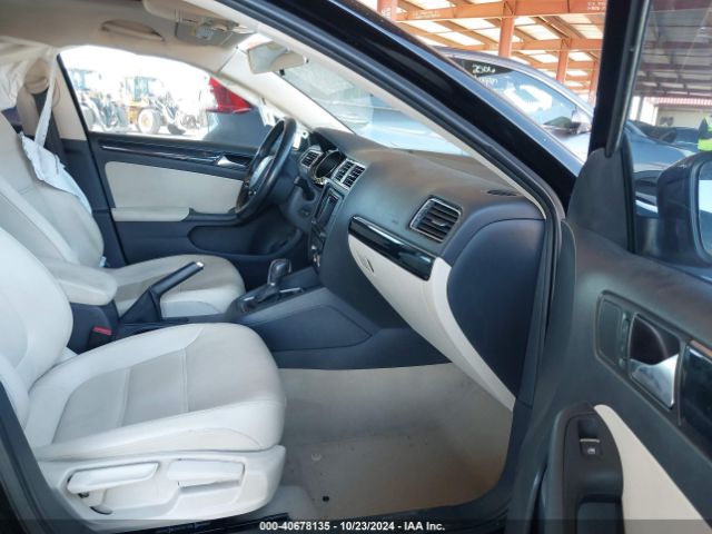 3VWL17AJ1GM237918 Volkswagen Jetta 1.8t Sel