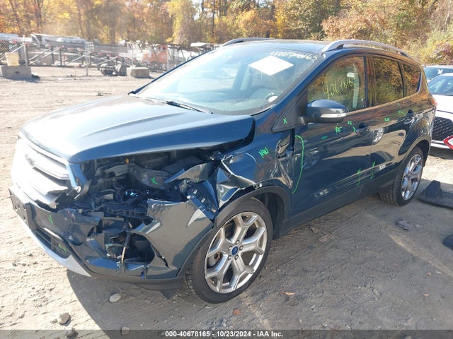 Ford Escape Titanium 2019 1FMCU0J94KUC30727 Image 2