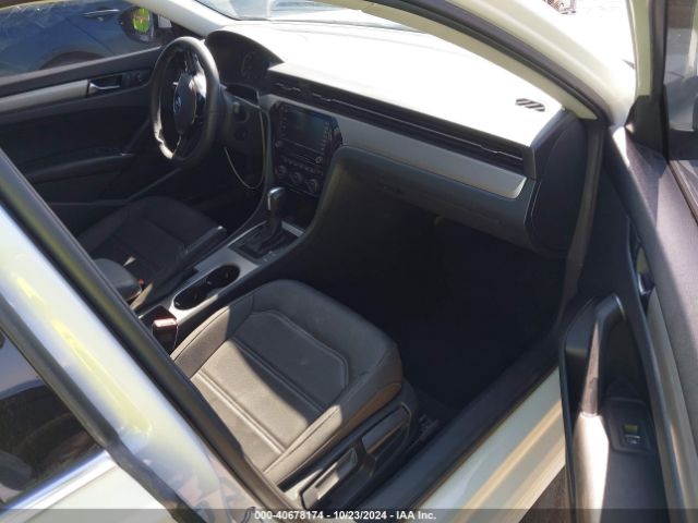 1VWSA7A34NC001095 Volkswagen Passat 2.0t Se