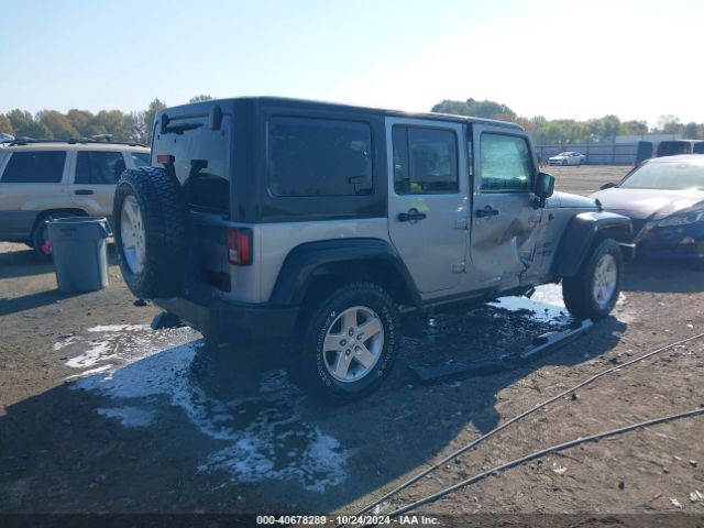 1C4BJWDG7FL754990 Jeep Wrangler Unlimited Sport
