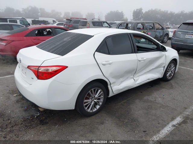 Toyota COROLLA LE 2018 2T1BURHE6JC004966 Image 4