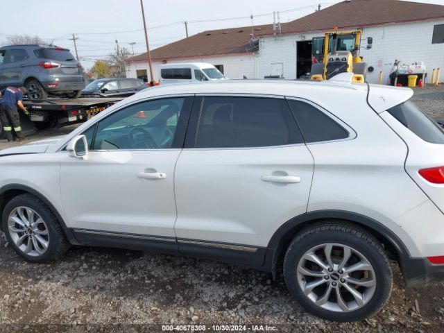 5LMCJ2D95HUL09135 Lincoln MKC SELECT