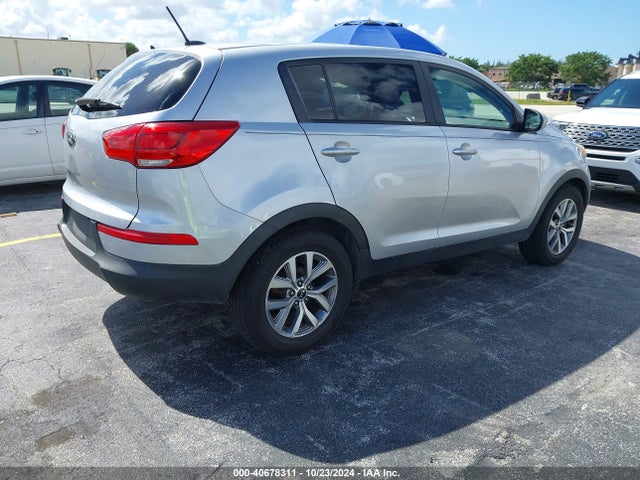 KIA Sportage Lx 2016 KNDPB3ACXG7822647 Image 4