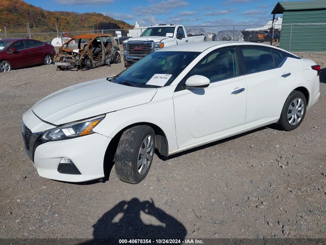 Nissan Altima 2.5 S 2019 1N4BL4BV8KC244969 Image 2
