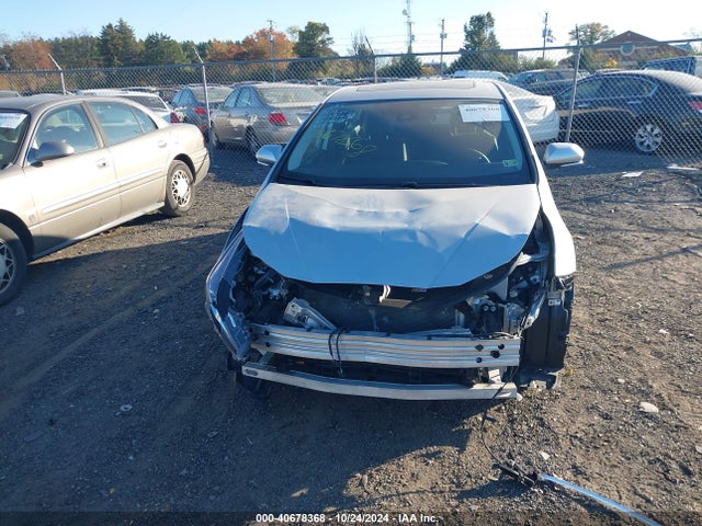 Toyota PRIUS XLE 2022 JTDKAMFU5N3181318 Image 13