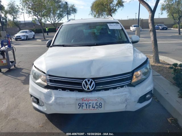 WVGAV7AX5FW607426 Volkswagen TIGUAN SE