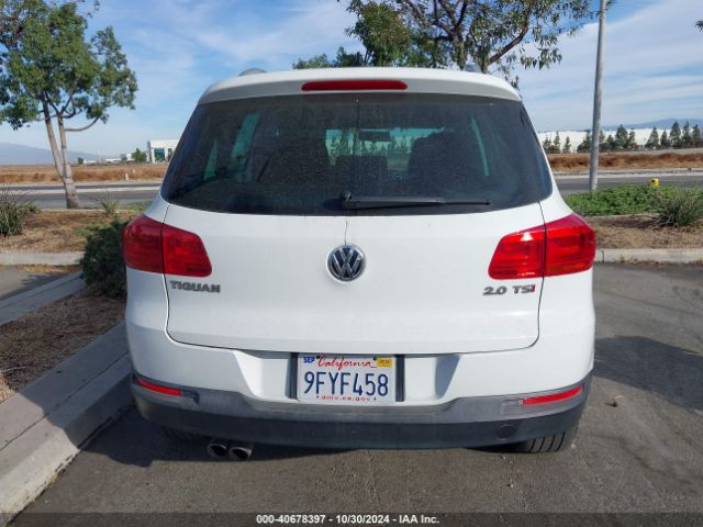 WVGAV7AX5FW607426 Volkswagen TIGUAN SE