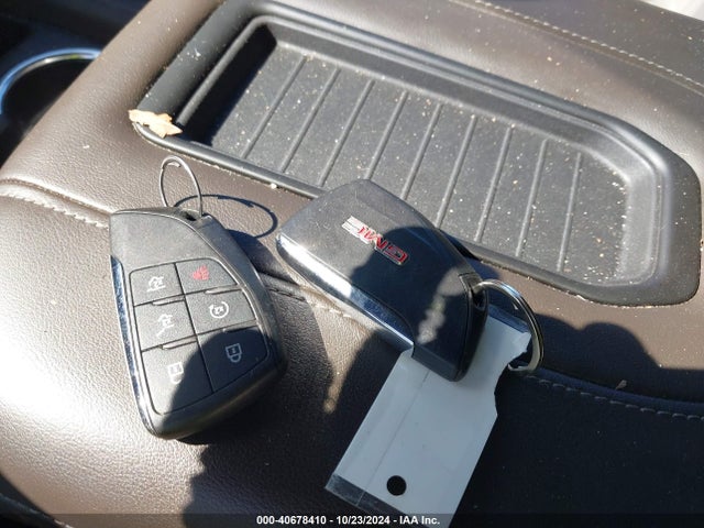 1GKS1GKD6MR376643 GMC Yukon Xl 2wd Slt