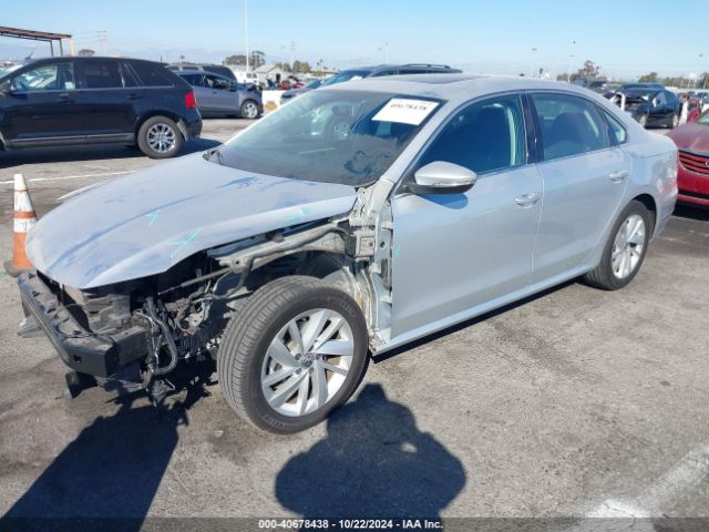 1VWBA7A36JC029720 Volkswagen Passat 2.0t Se