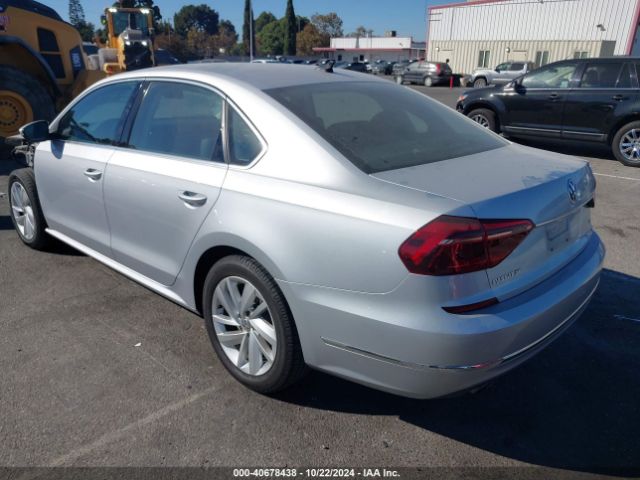 1VWBA7A36JC029720 Volkswagen Passat 2.0t Se