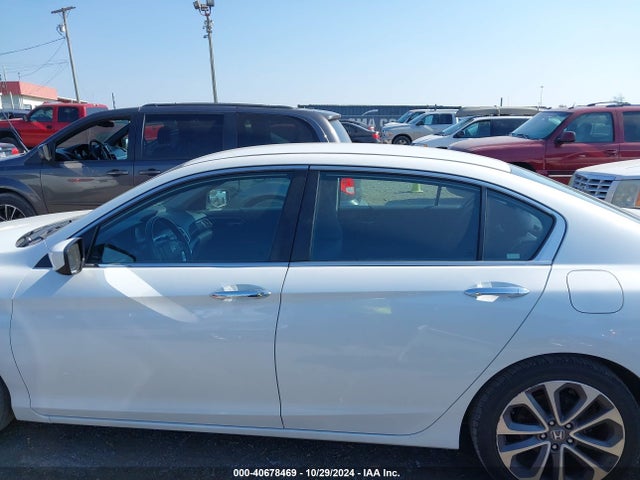 Honda Accord Sport 2015 1HGCR2F55FA008147 Image 15