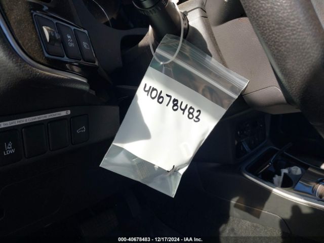 JA4AD3A39KZ008397 Mitsubishi Outlander Sel