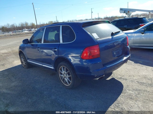 2005 PORSCHE CAYENNE WP1AB29P85LA64141 Photo 2