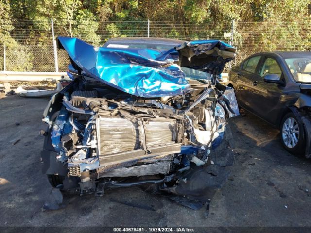 2GNAXUEVXM6116404 Chevrolet Equinox Awd Lt