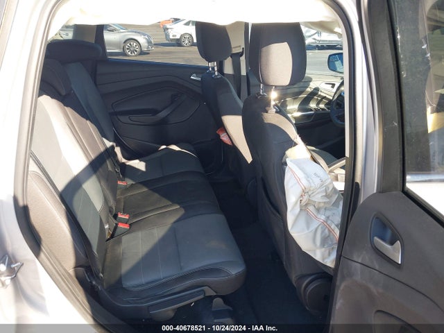 1FMCU9GX7GUC81477 Ford ESCAPE SE
