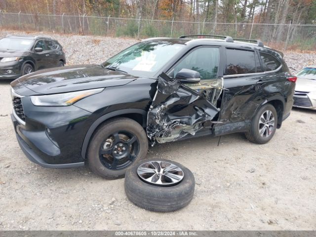 5TDGZRBH8NS237173 Toyota Highlander Xle
