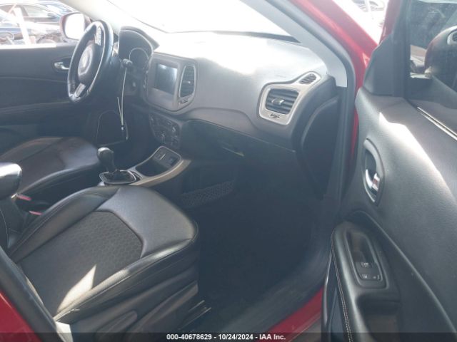 3C4NJCBB7LT211657 Jeep Compass Sun And Wheel Fwd