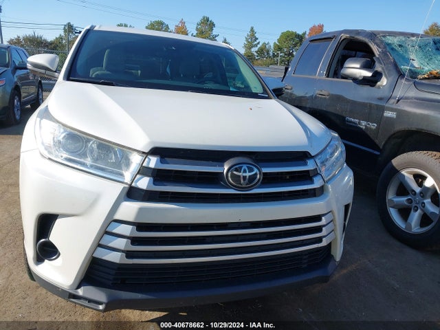 Toyota Highlander Le 2019 5TDZZRFH3KS361608 Image 12