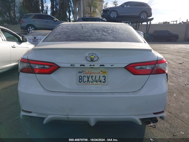 Toyota CAMRY SE 2018 4T1B11HKXJU080043 Image 16