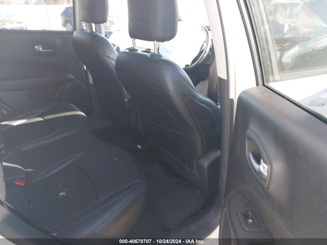Jeep Compass Latitude 4x4 2021 3C4NJDBB5MT573946 Image 8