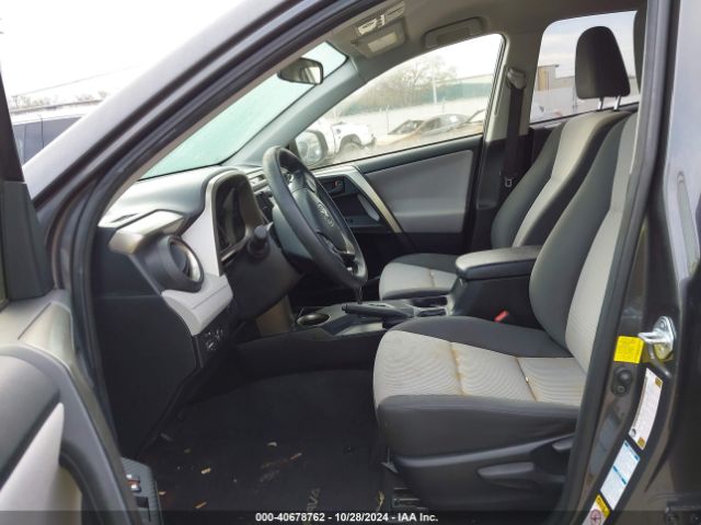 JTMBFREV4FJ037250 Toyota RAV4 LE