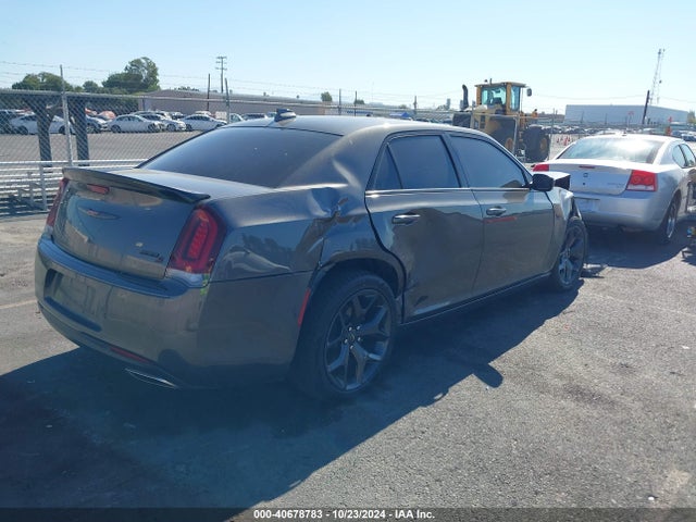 2C3CCABGXNH236523 Chrysler 300