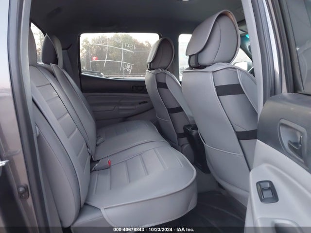 Toyota Tacoma Double Cab 2014 5TFLU4EN8EX098139 Image 8