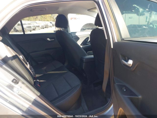 3KPA25AD8PE553137 KIA Rio 5-door S
