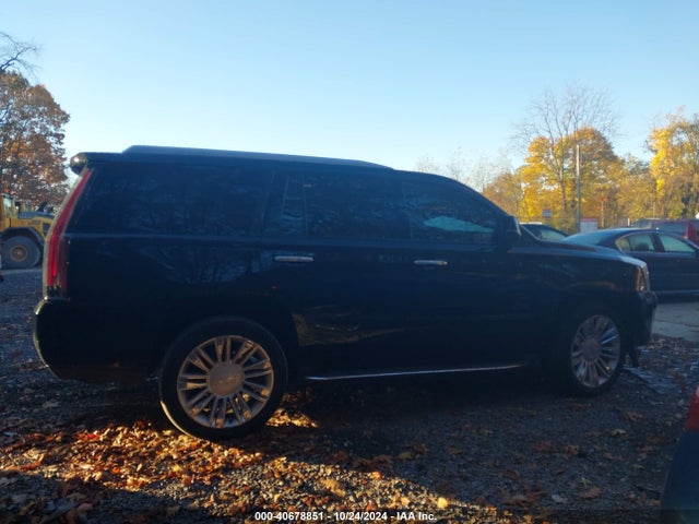 1GYS4BKJ7GR112325 Cadillac Escalade Luxury Collection
