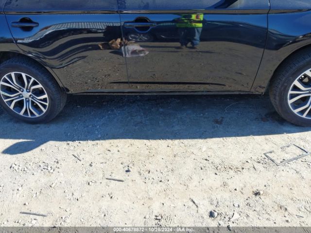 JA4AZ3A36HZ054330 Mitsubishi Outlander Se