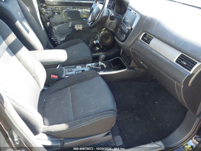 JA4AZ3A36HZ054330 Mitsubishi Outlander Se