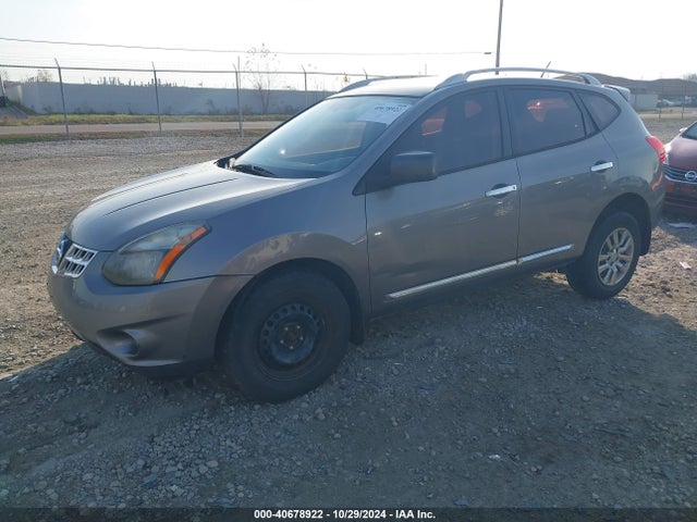 Nissan Rogue Select S 2015 JN8AS5MT6FW151449 Image 2