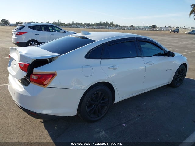 Chevrolet MALIBU 1LT 2016 1G1ZE5ST1GF247489 Image 4