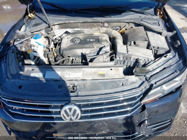 1VWDT7A37HC003804 Volkswagen Passat 1.8t R-line