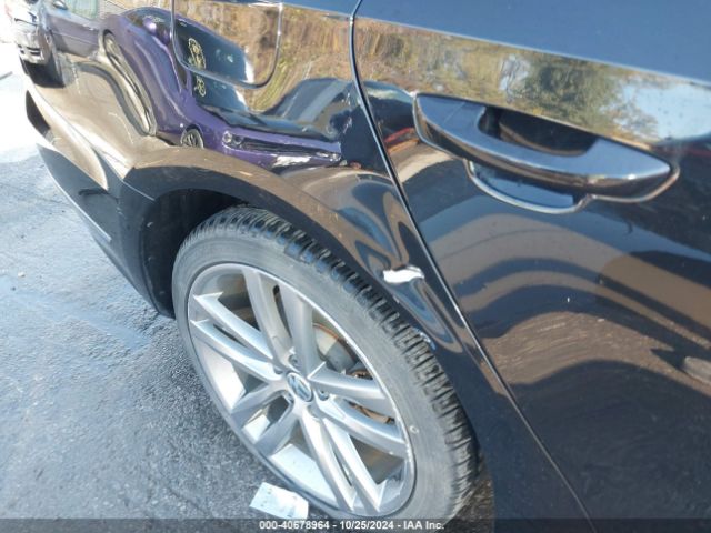 1VWDT7A37HC003804 Volkswagen Passat 1.8t R-line