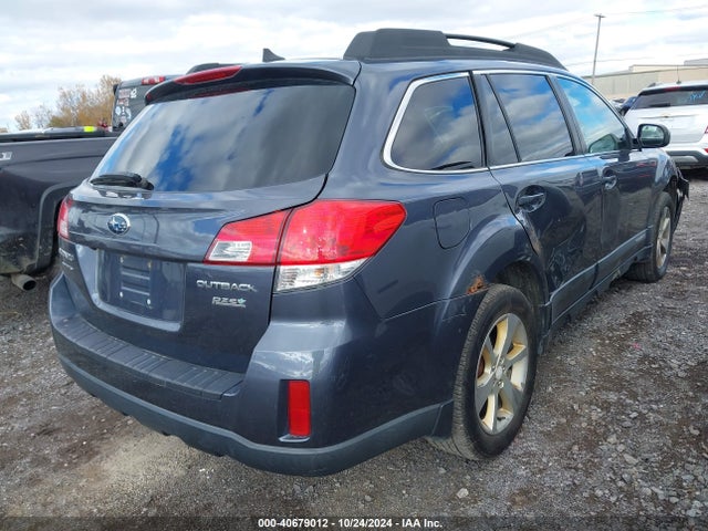 Subaru Outback 2.5i Premium 2014 4S4BRBDC9E3292635 Image 4