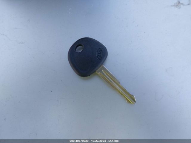 KNAFK4A67E5132131 KIA FORTE LX