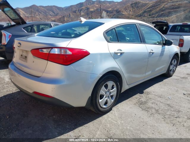 KNAFK4A67E5132131 KIA FORTE LX