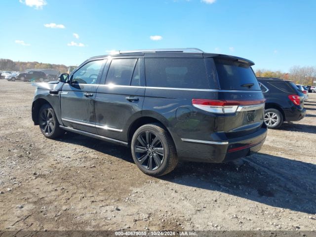 5LMJJ2LT8NEL11570 Lincoln Navigator Reserve