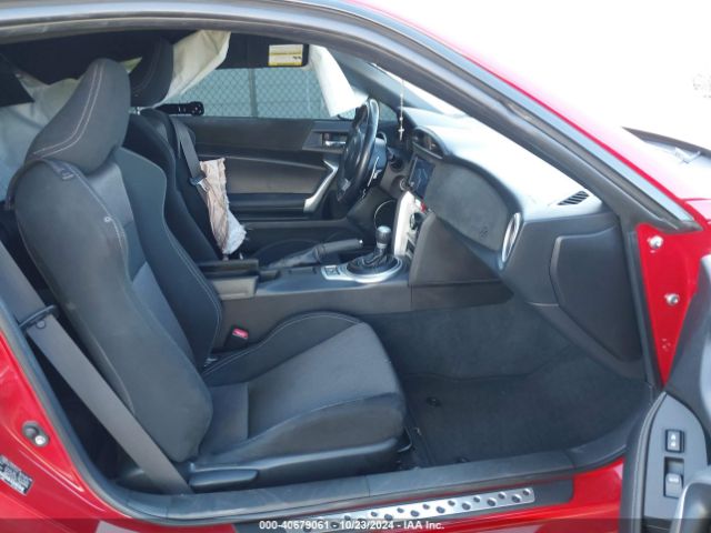 JF1ZNAA18L8753325 Toyota 86