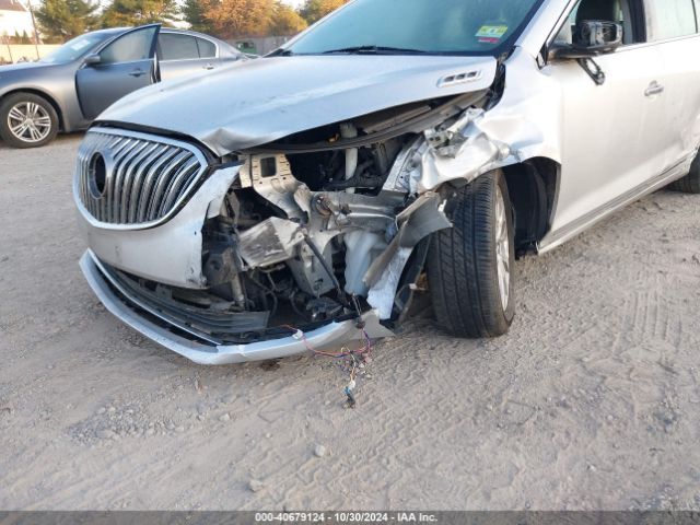1G4GB5GR8EF153591 Buick Lacrosse Leather Group