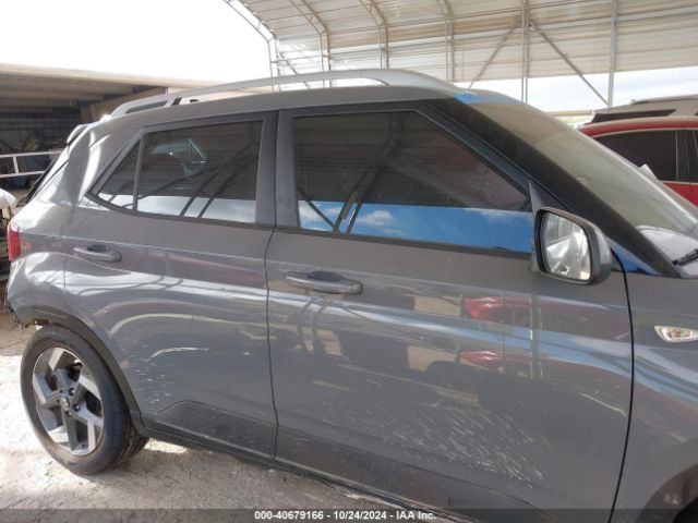 KMHRC8A38MU112769 Hyundai Venue Sel