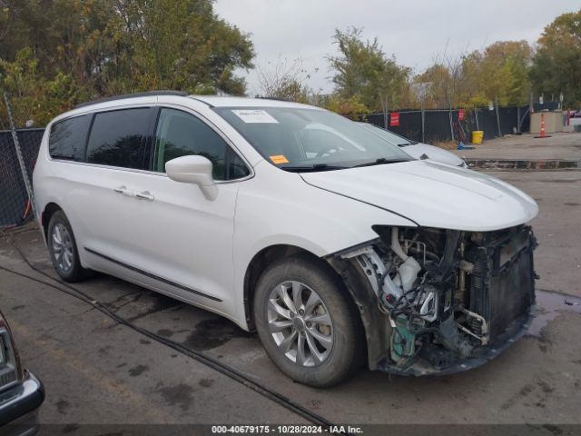 2C4RC1BG0HR702643 Chrysler Pacifica Touring-l