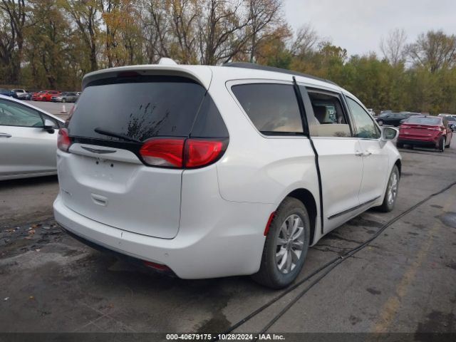 2C4RC1BG0HR702643 Chrysler Pacifica Touring-l