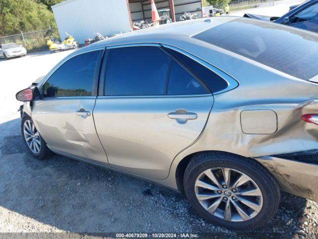 4T1BF1FK2FU976834 Toyota CAMRY XLE
