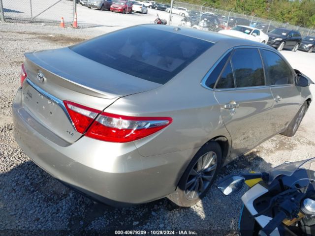 4T1BF1FK2FU976834 Toyota CAMRY XLE