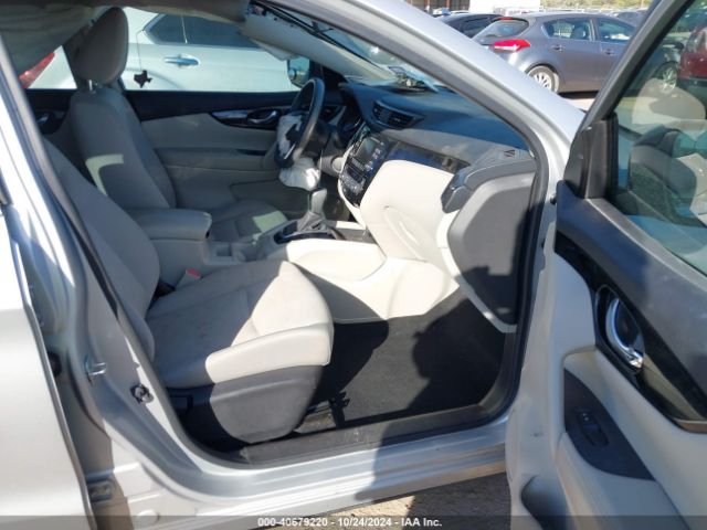 JN1BJ1CP0JW160689 Nissan Rogue Sport Sv