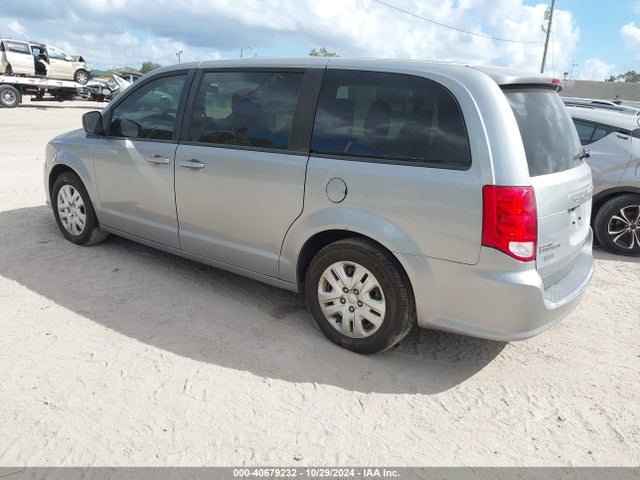 Dodge Grand Caravan Se 2018 2C4RDGBG3JR160783 Image 3