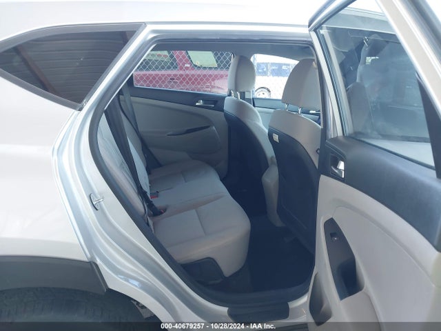 Hyundai Tucson Value 2019 KM8J3CA48KU899146 Image 8